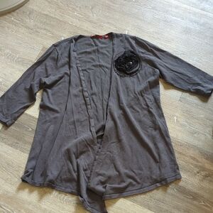 Gray Open Front Cardigan with Black Floral Accent